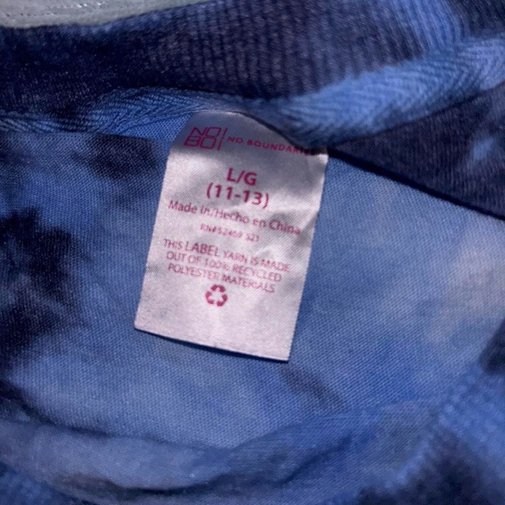 No Boundaries Blue Tie-Dye Graphic Shirt NWOT - Picture 4 of 4